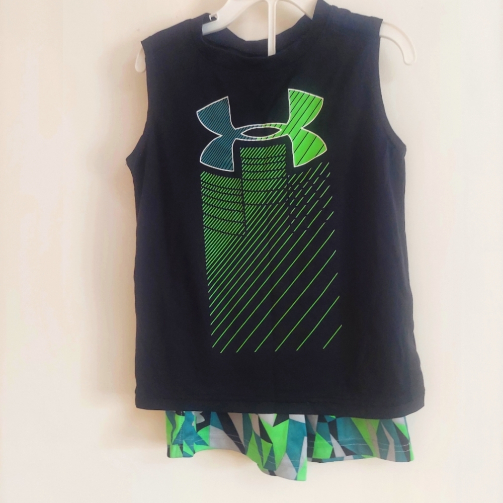Under Armour Shirt And Pant Set HeatGeat Keep You Cool